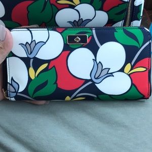 Kate Spade Dawn Breezy Floral Wallet